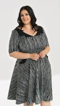 Load image into Gallery viewer, Regan 50’s Dress