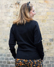 Load image into Gallery viewer, Highland Cows Jumper