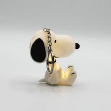 Load image into Gallery viewer, Snoopy Light Up Keyring