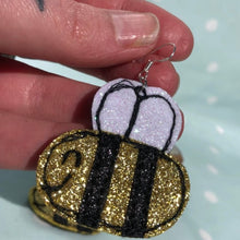 Load image into Gallery viewer, Bee Earrings