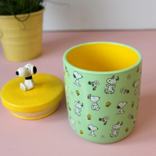 Load image into Gallery viewer, Peanuts Dog Treat Jar - Snoopy