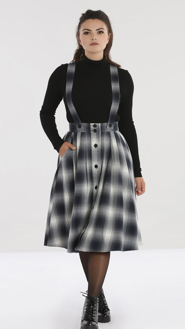 Black deals pinafore skirt