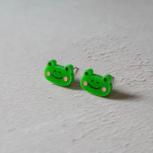 Load image into Gallery viewer, Frog Earrings