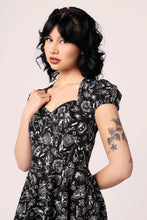 Load image into Gallery viewer, Mischief MIDI Dress