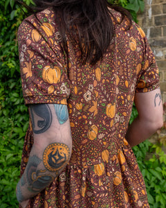 Halloween: Autumn Pumpkin Oversized Smock Dress