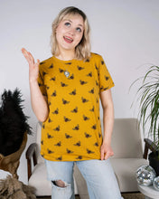 Load image into Gallery viewer, Buzzy Bee Mustard Gold Tee