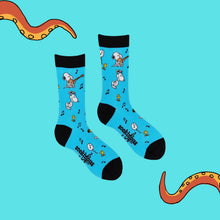Load image into Gallery viewer, MUSICAL SNOOPY SOCKS - PEANUTS