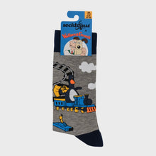 Load image into Gallery viewer, FEATHER'S TRAIN SOCKS - SOCKTOPUS X WALLACE &amp; GROMIT