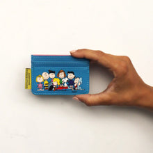 Load image into Gallery viewer, Peanuts Be Kind Cardholder Snoopy