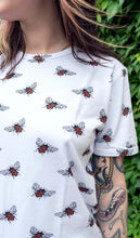 Load image into Gallery viewer, White Bee Short Sleeve T Shirt