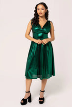 Load image into Gallery viewer, Gigi MIDI Dress Green