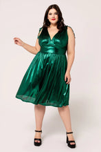 Load image into Gallery viewer, Gigi MIDI Dress Green