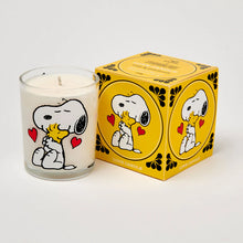 Load image into Gallery viewer, Peanuts Candle - Love