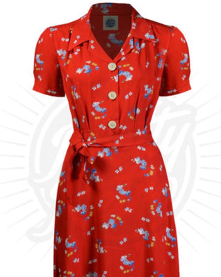 Pretty Retro 40s Shirt Dress in Red Floral